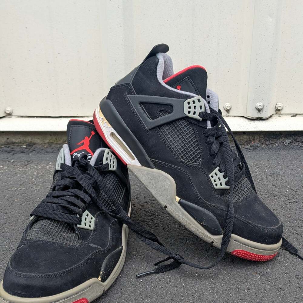 Nike Air Jordan 4 Retro Bred
